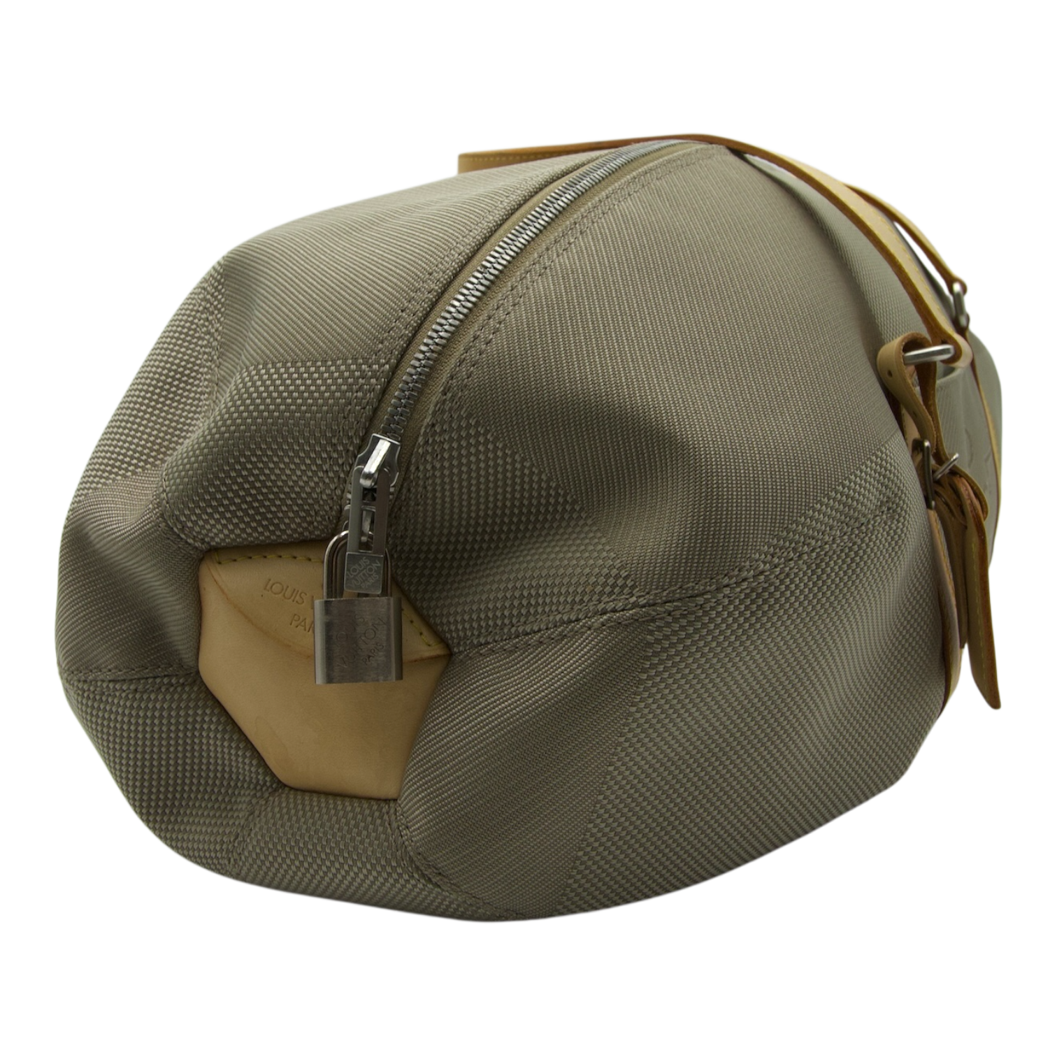 Louis Vuitton Damier Geant Atakan