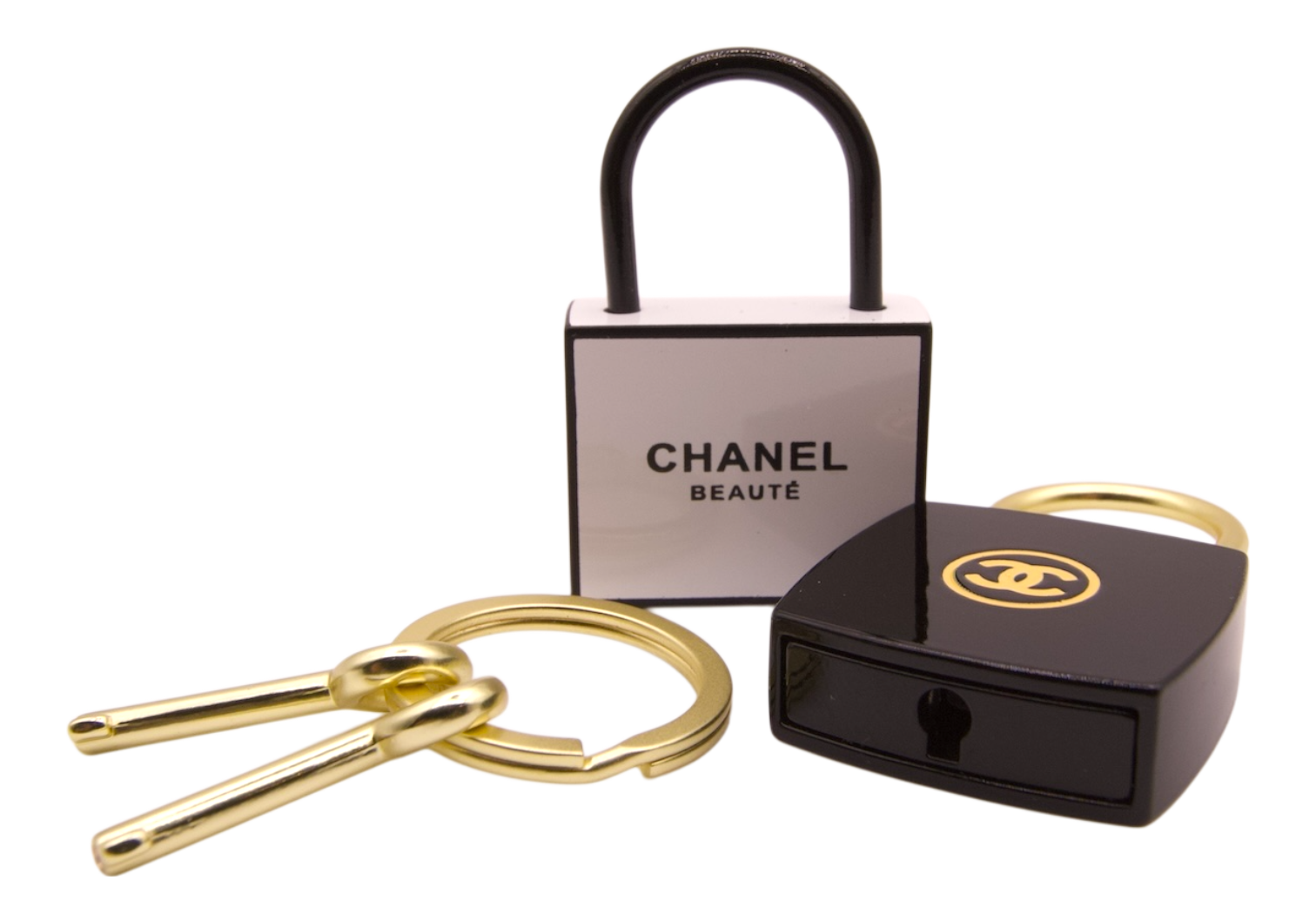 Chanel Beauté Black & White Lock Keychain Set