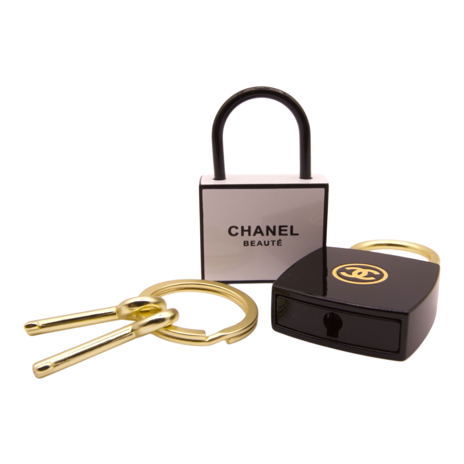Chanel Beauté Black & White Lock Keychain Set