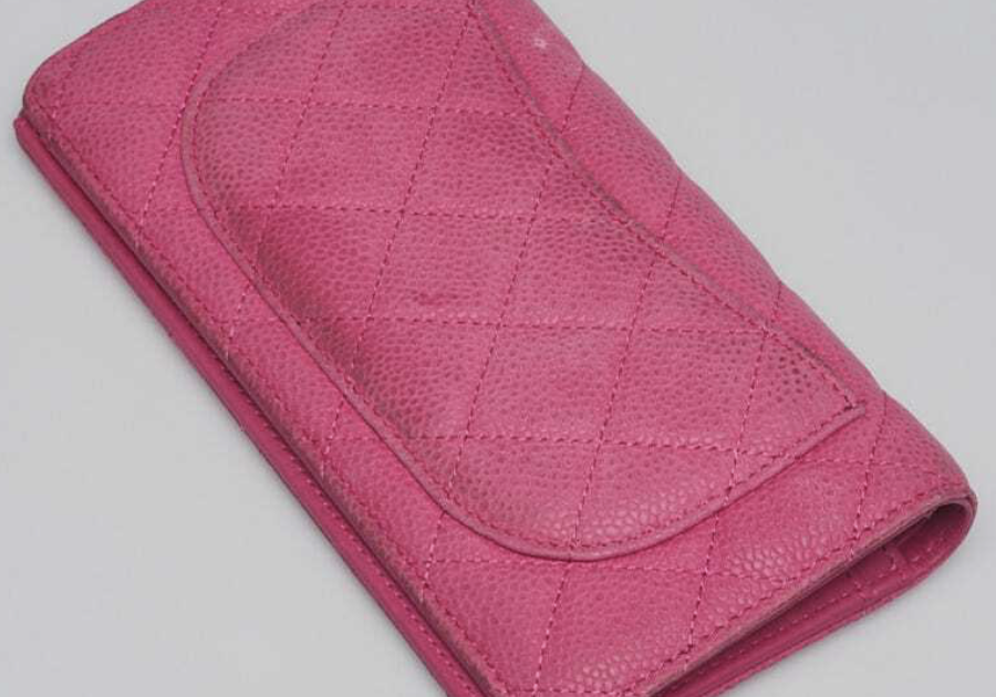 Chanel Caviar Bifold Wallet Bubblegum Pink