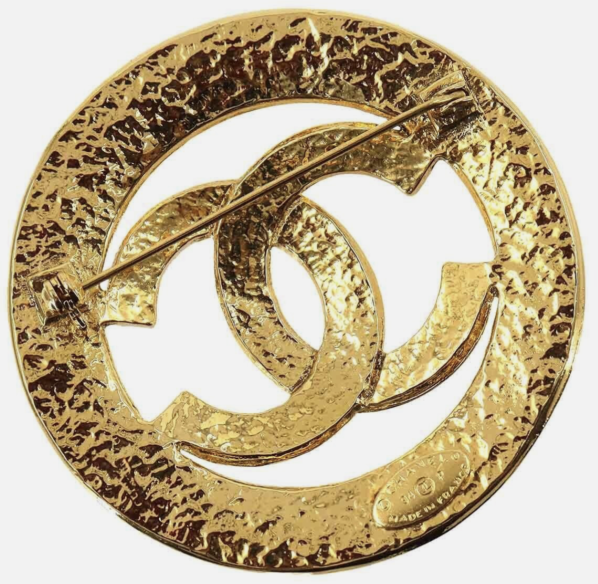 Chanel CC Logo Round Circle Brooch Gold Tone