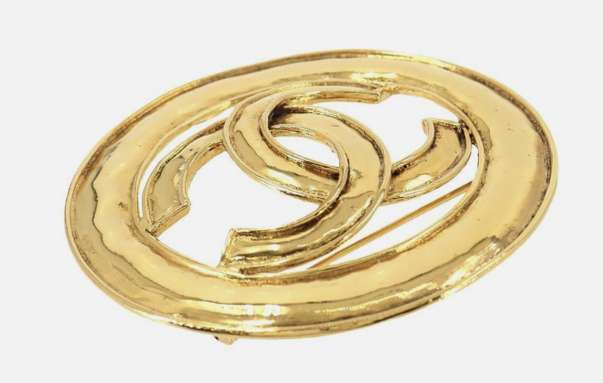 Chanel CC Logo Round Circle Brooch Gold Tone