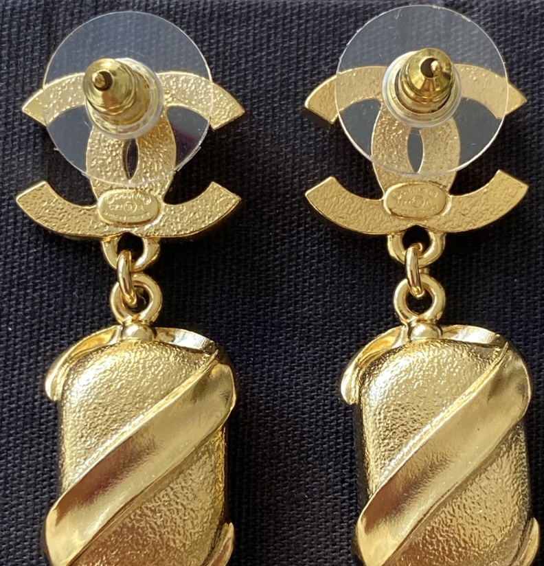 Chanel Pearl CC Emerald Crystal Dangle Earrings