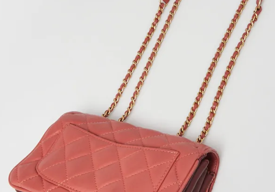 Chanel Bi-Color Daily Companion Coco Vintage Flap Salmon