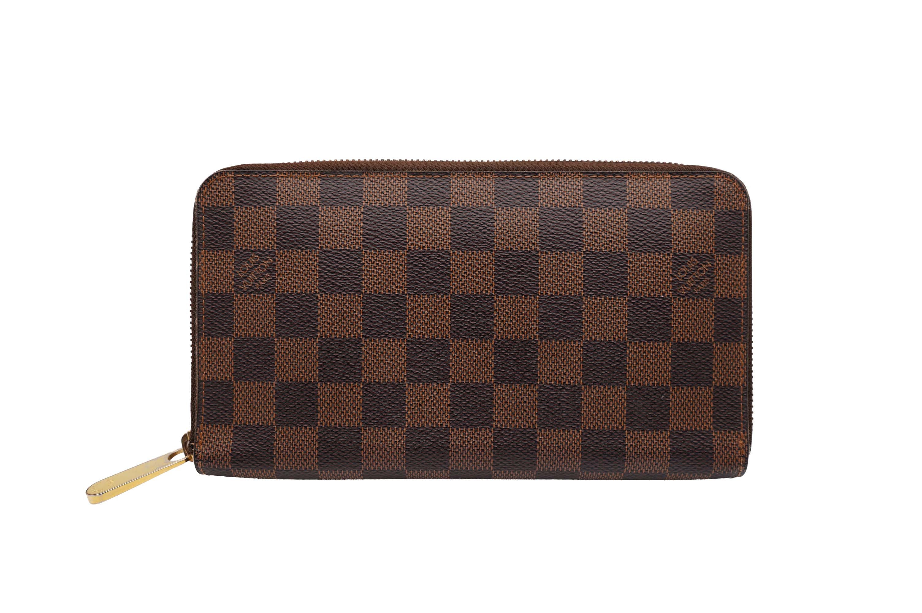 Louis Vuitton Zippy Organizer Wallet